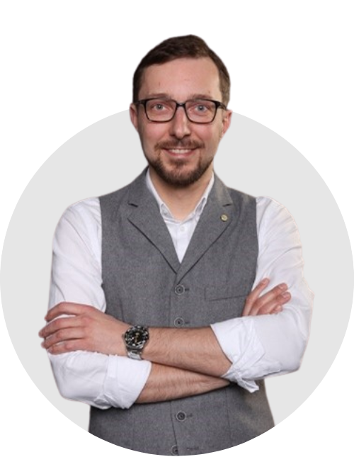 PAWEŁ ŁOTECKI